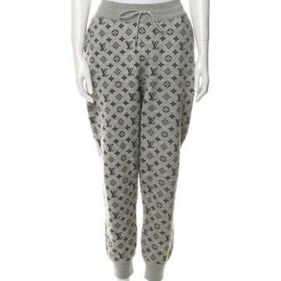 LOUIS VUITTON Printed Turtleneck Sweatsuit - Picture 2 of 6